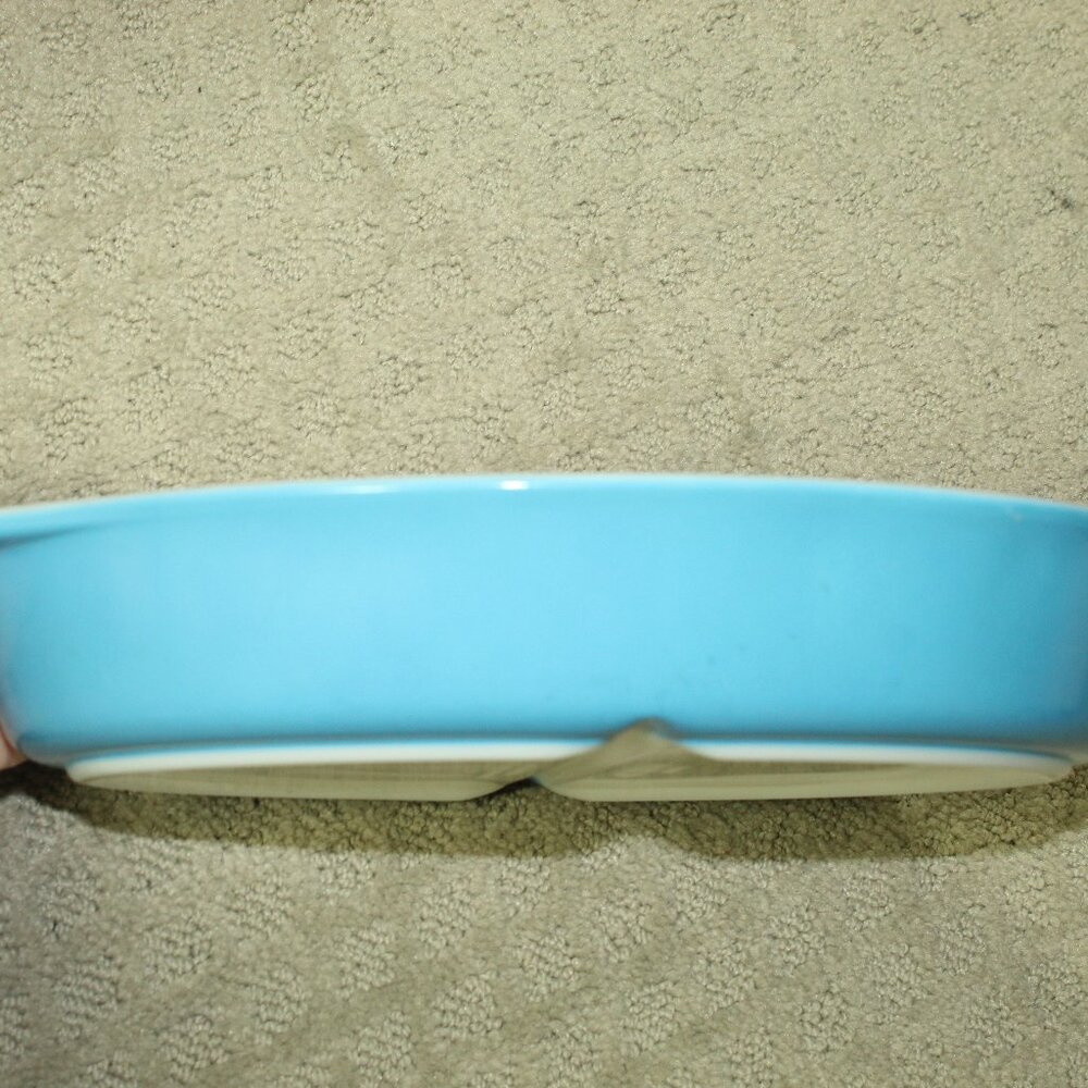 Vintage Pyrex 063 Divided 1 Qt. Primary Blue Casserole - No Lid - EXCELLENT